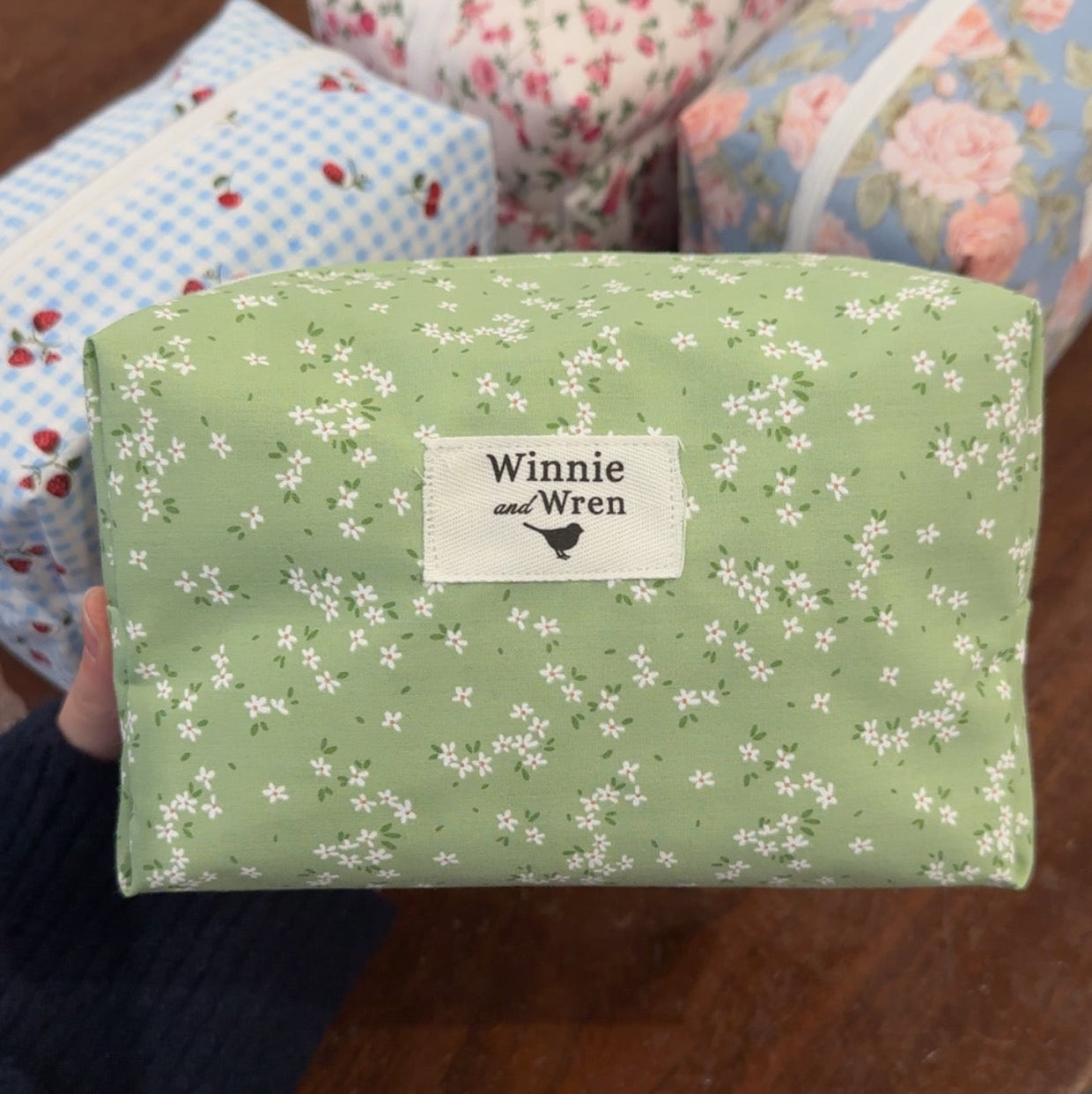 Small Cosmetic Bag - Green Daisy
