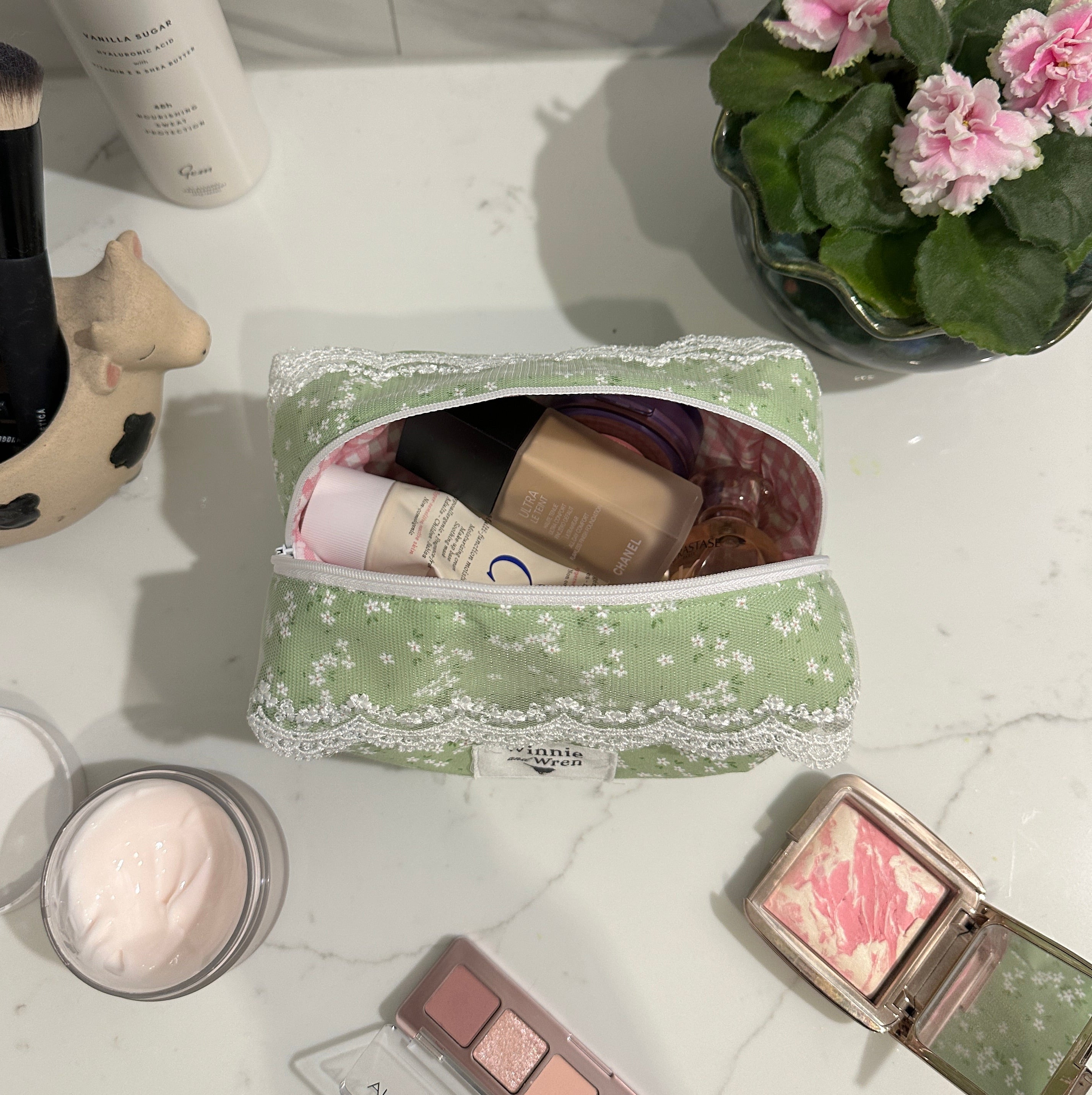 Lace Green Daisy Handmade Makeup Bag