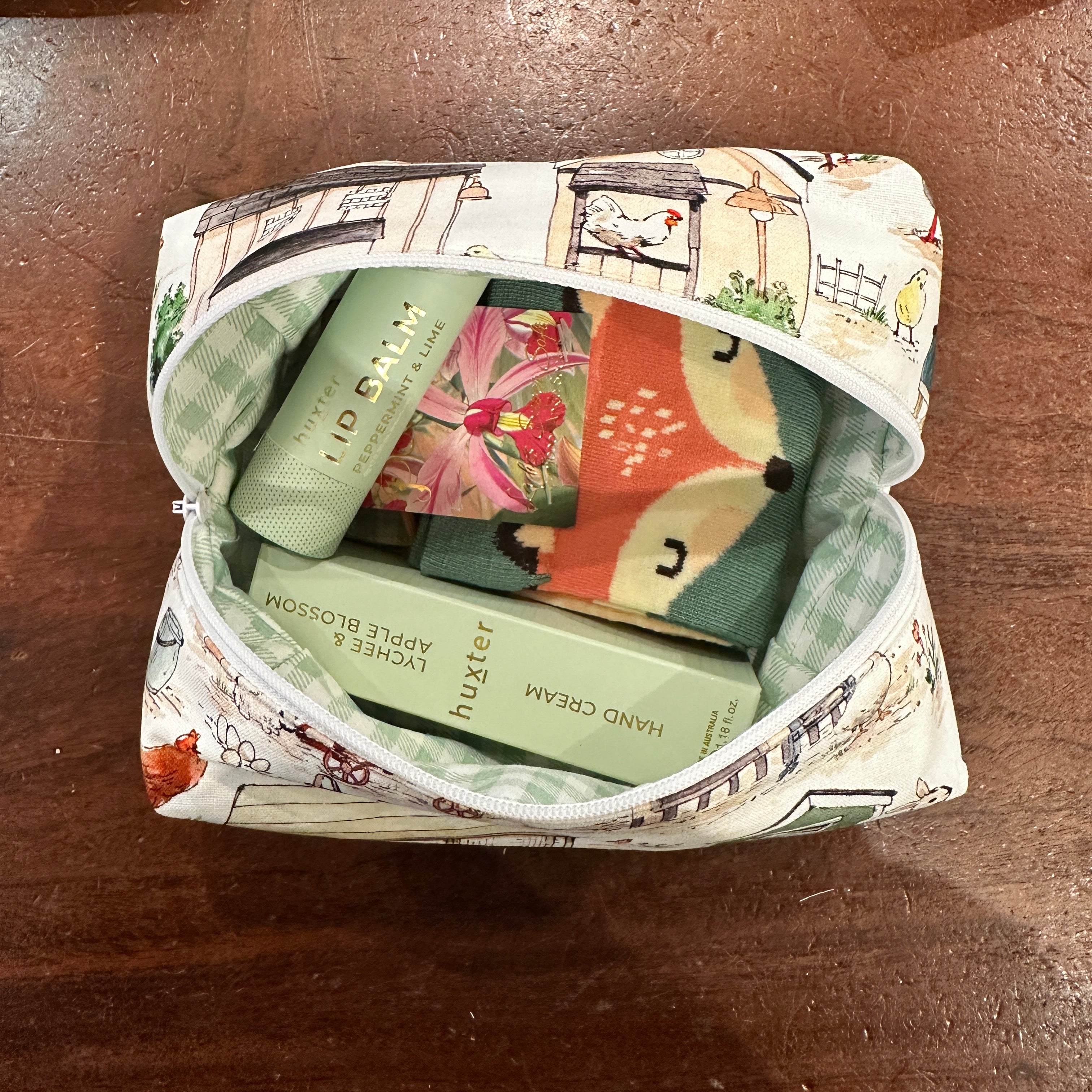 Country Farm Handmade Makeup Bag